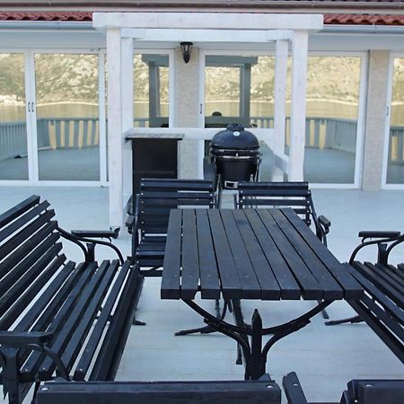 Penthouse Stoliv New Spa-Pool Villa Is Located 5M From The Sea, Exclusive Terrace,Private Jetty Wih Sunbeds, Pebble Beach, Secluded Location Total Area 375M2 At Your Disposal Kotor Exteriör bild